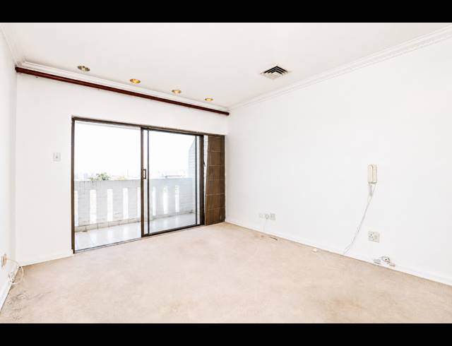 3 BEDROOM TOWNHOUSE FOR SALE IN ESSENWOOD